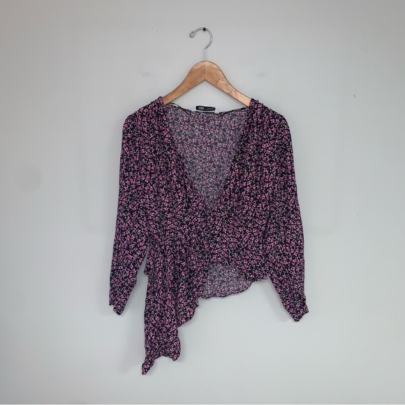 Zara Blouse Women 's Medium Black Pink Ruffle Asymmetrical Floral  Long Sleeve - Picture 3 of 11